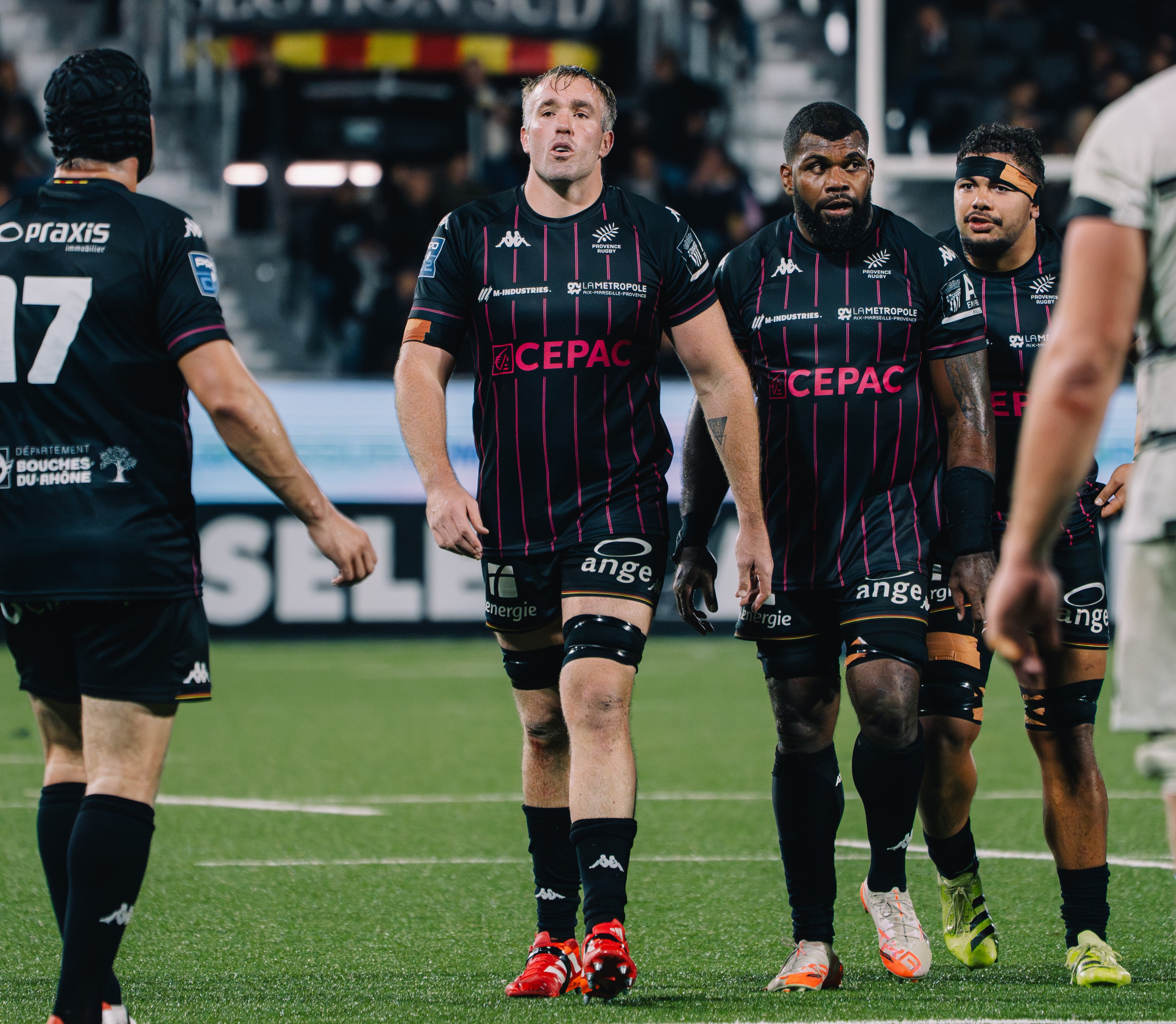 Maillot porté Octobre Rose 25/26 - Taille 3XL Izack Rodda n°18